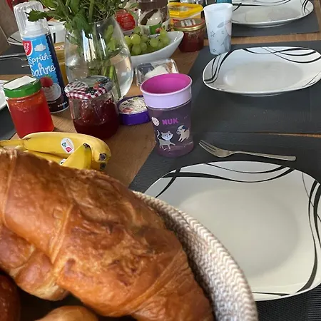Zu Gast In فندق مبيت وإفطار 3*
